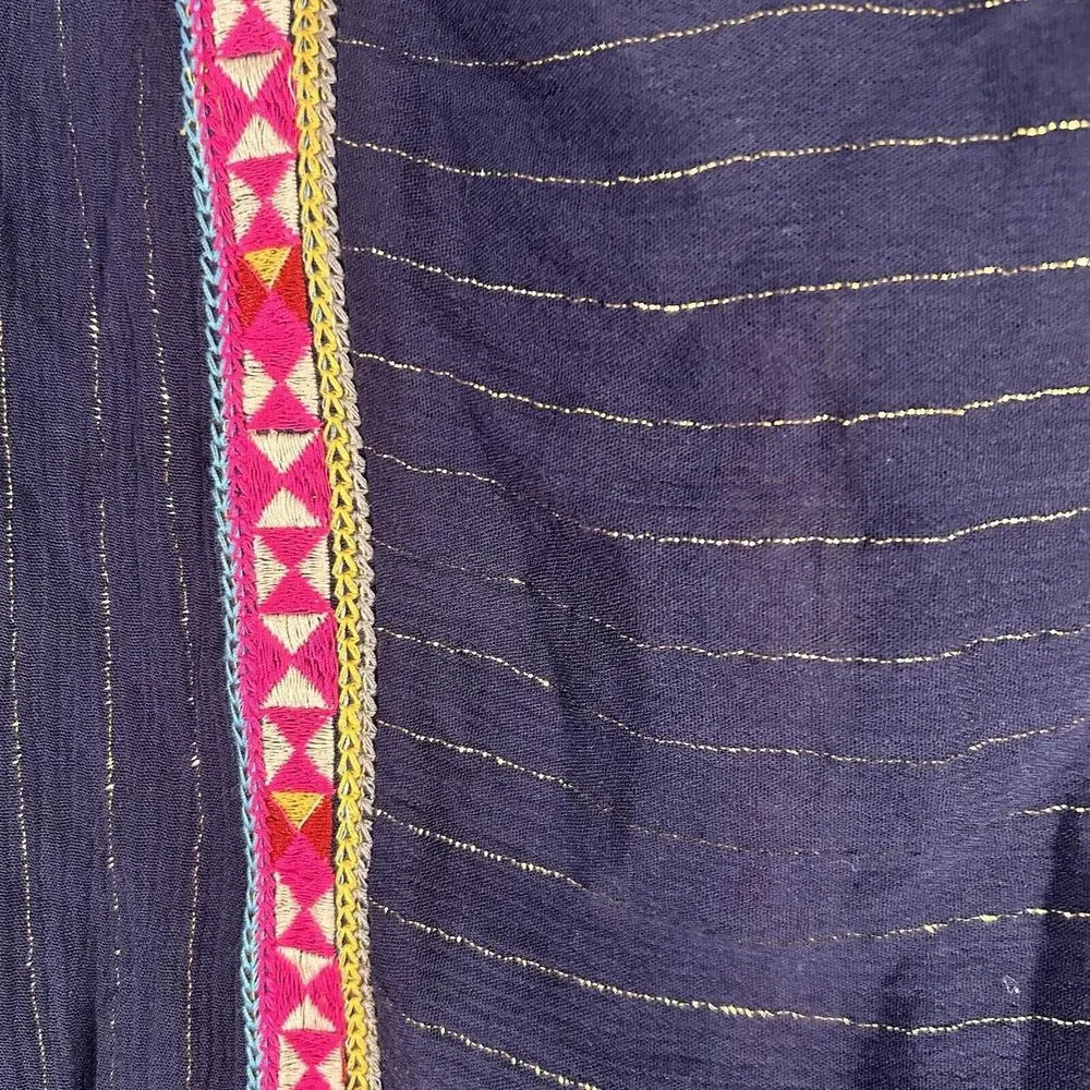 THML Top Women's XS Blue Striped Gold Vneck Lightwieght Rayon - Picture 4 of 10